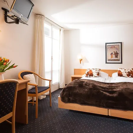 Oberland Hotel