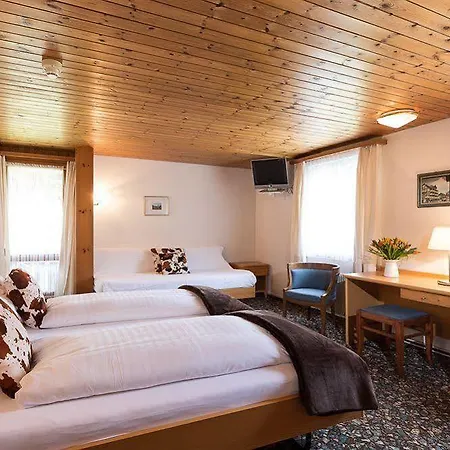 Hotel Oberland 2*