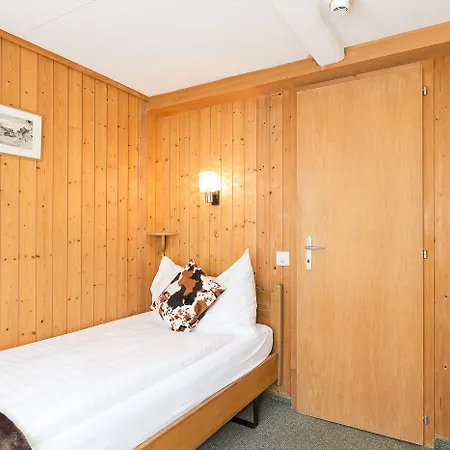 オーバーランド 2* ラウターブルンネン