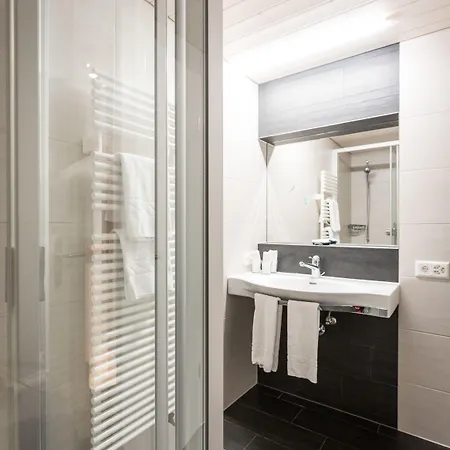 オーバーランド 2*